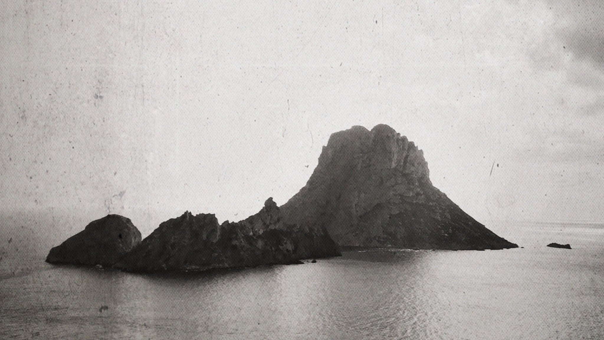 Vests - Maison Hotel