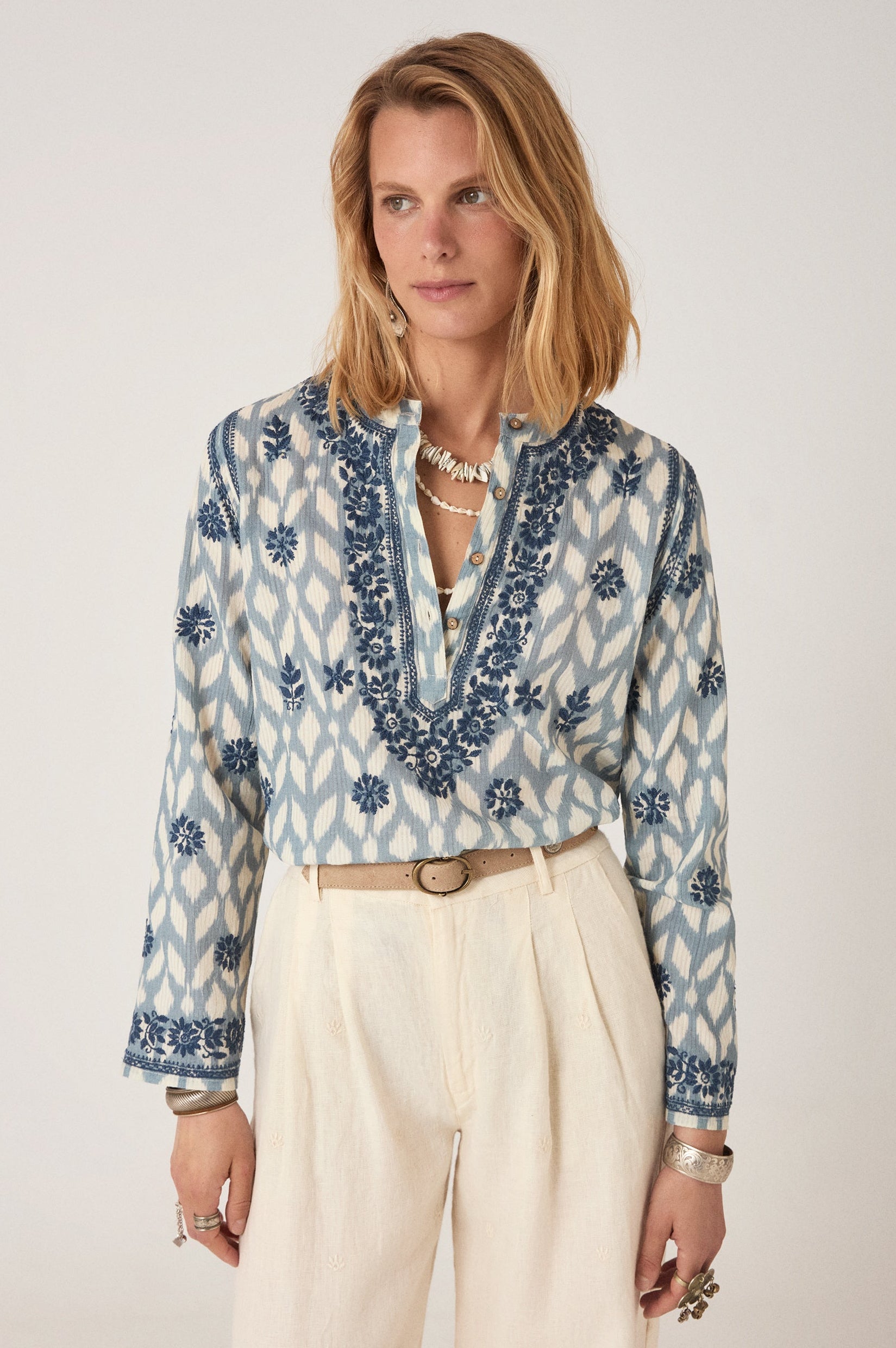 Meera Blouse – Maison Hotel