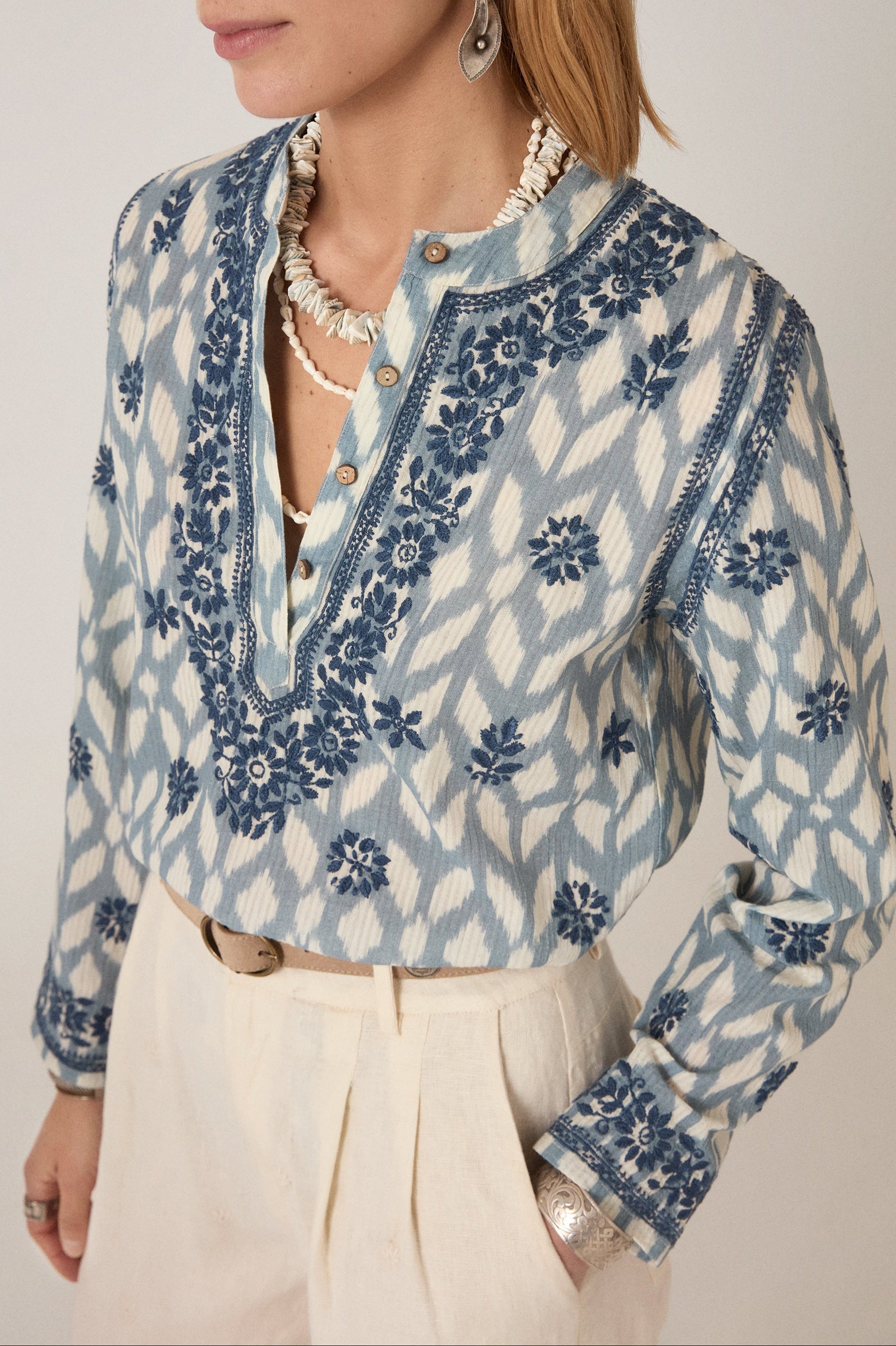 Meera Blouse – Maison Hotel