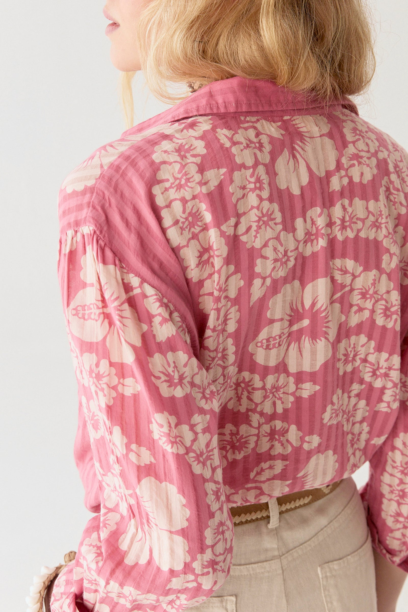 Rusty Blouse – Maison Hotel