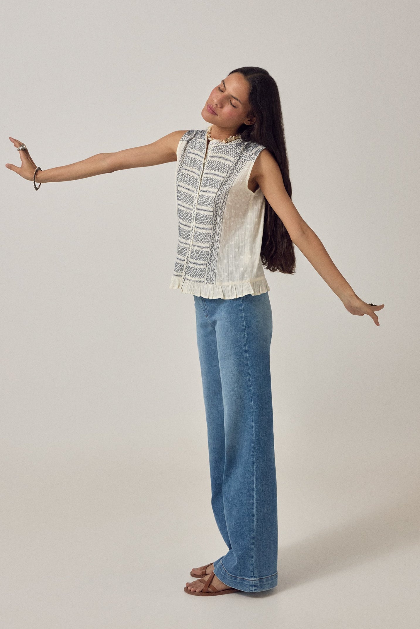 Irina Sleeveless Blouse