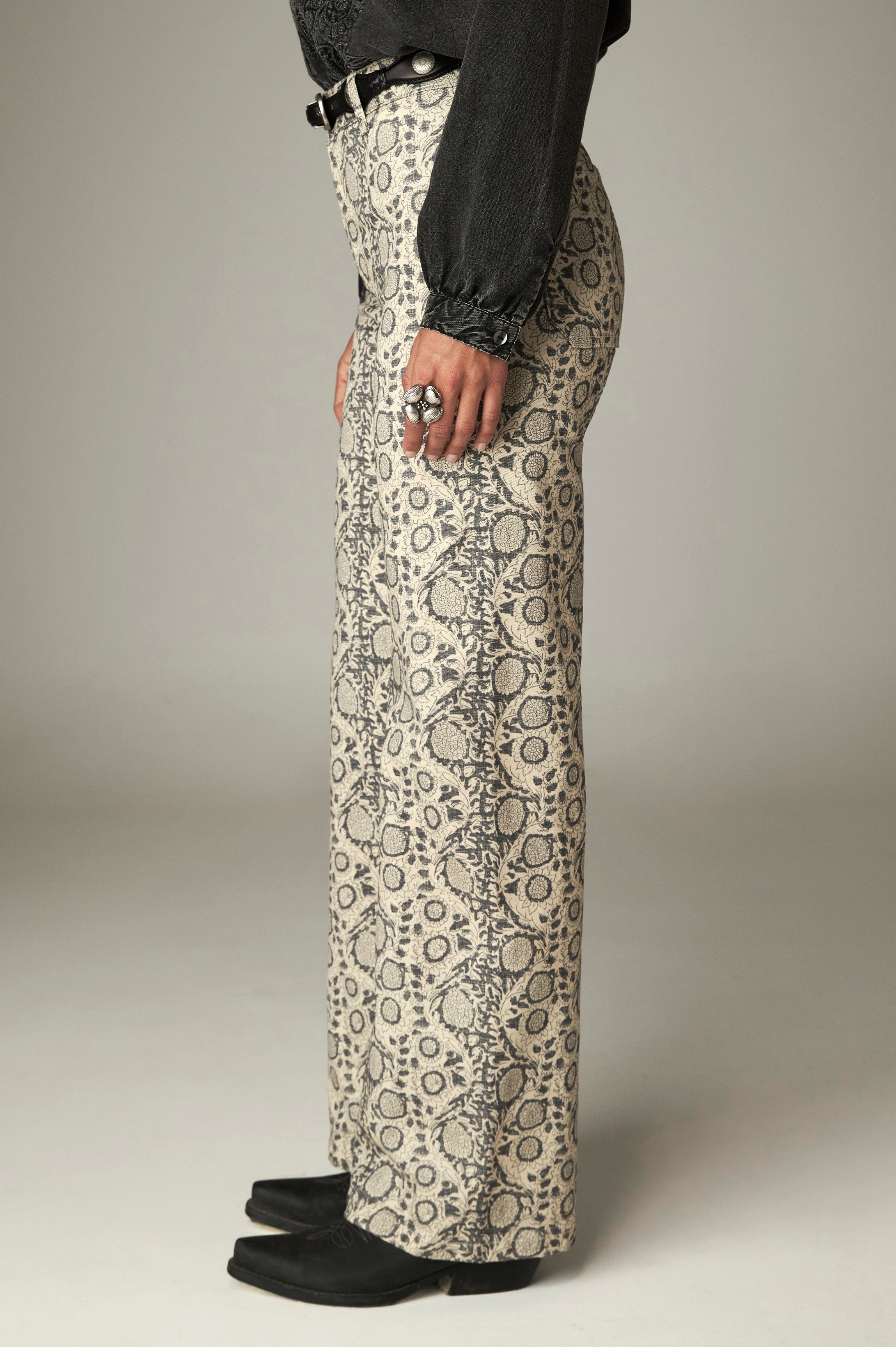 Arlo Pant