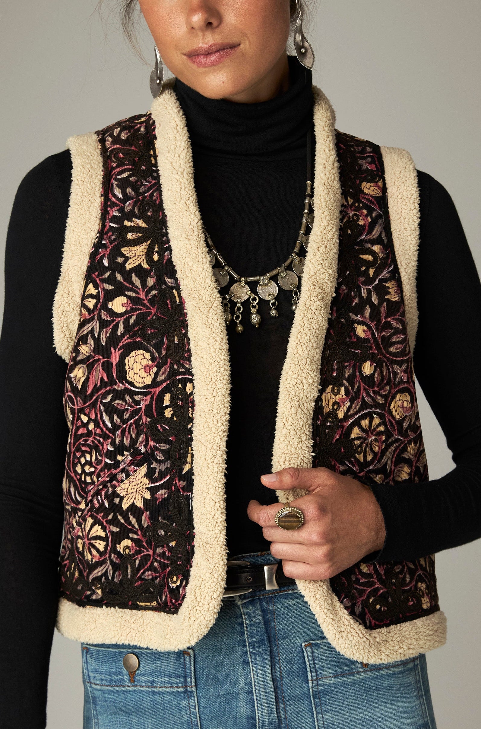 Juno Vest