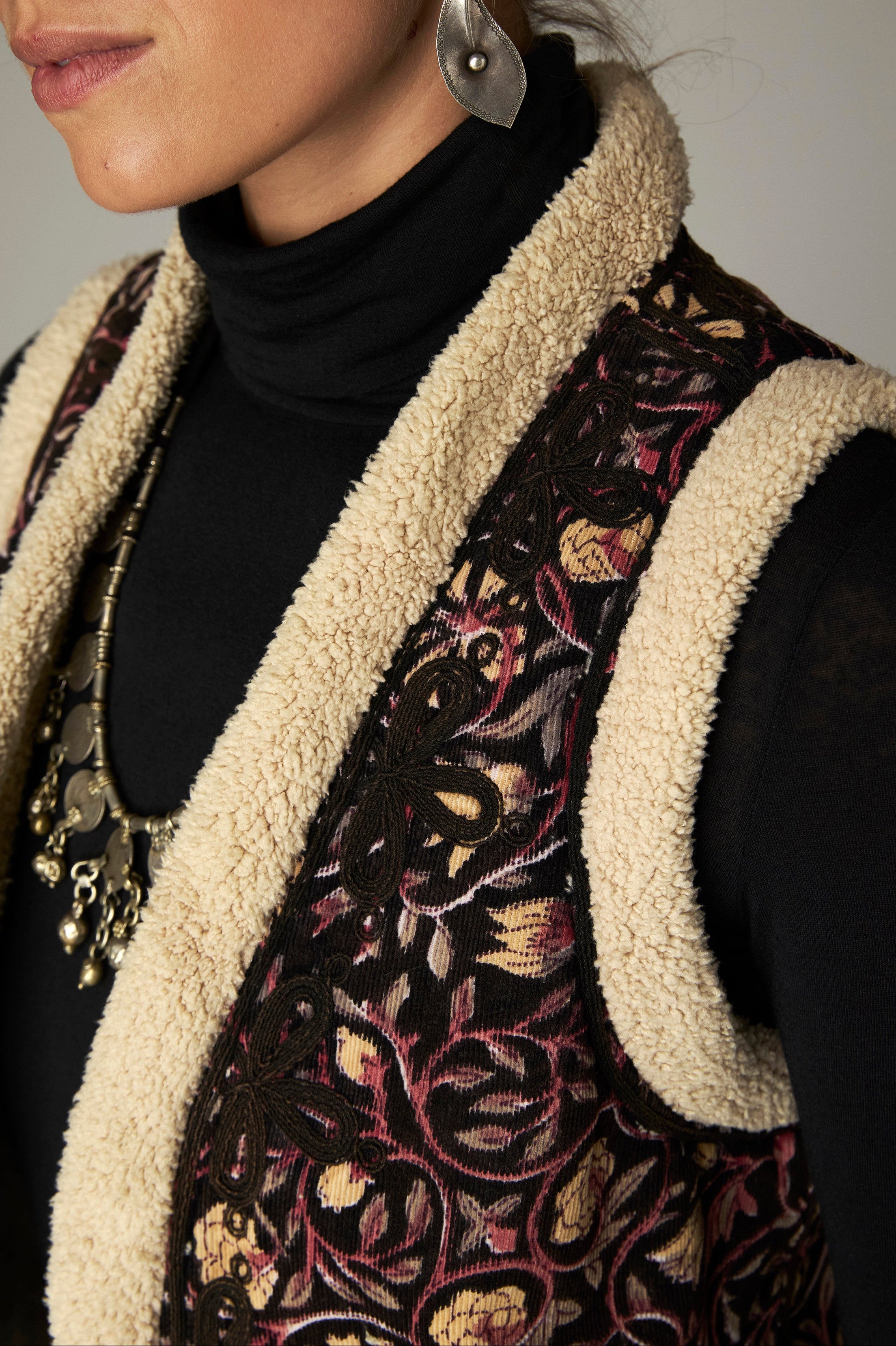 Juno Vest