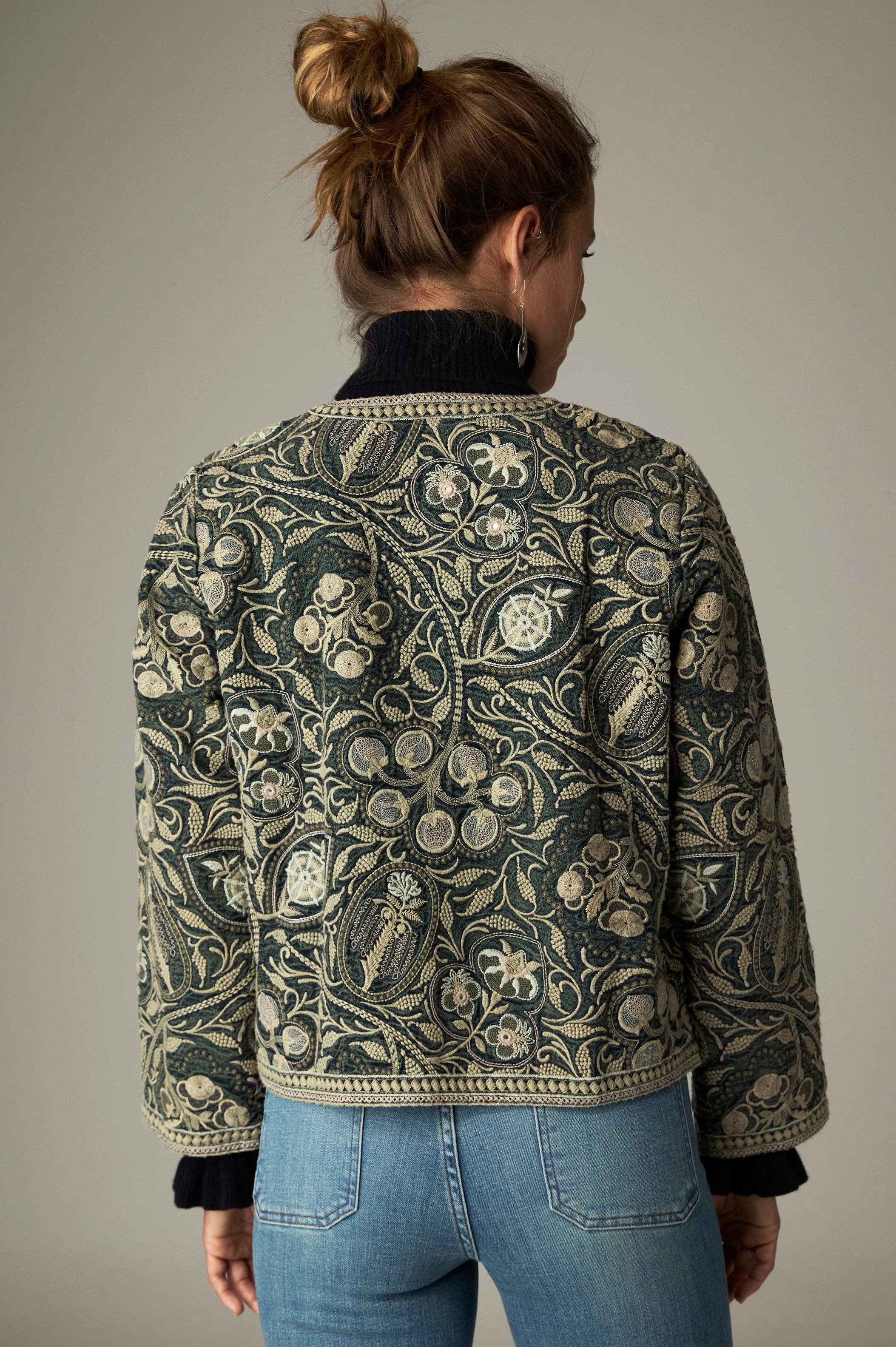 Abu Jacket