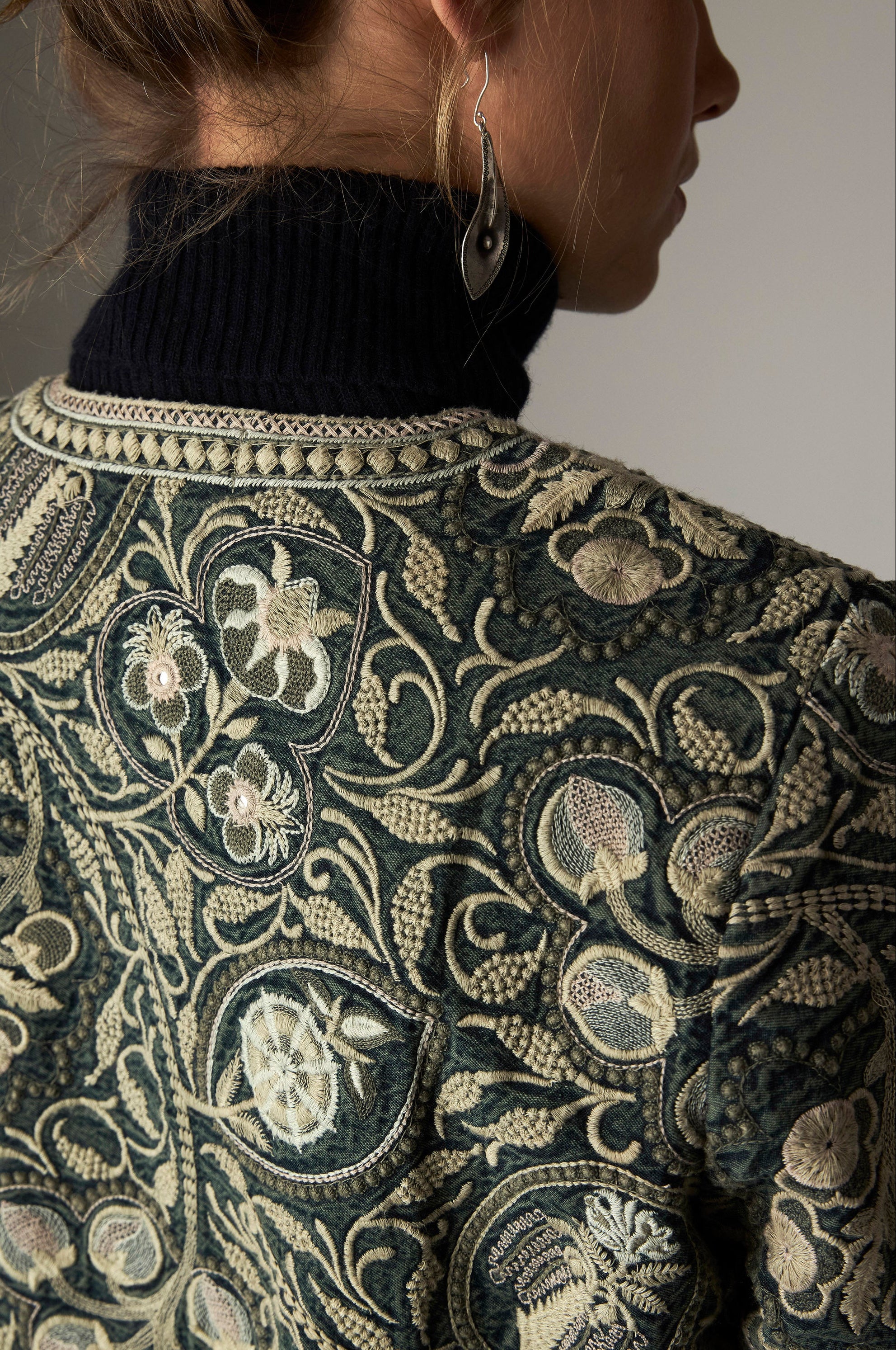 Abu Jacket
