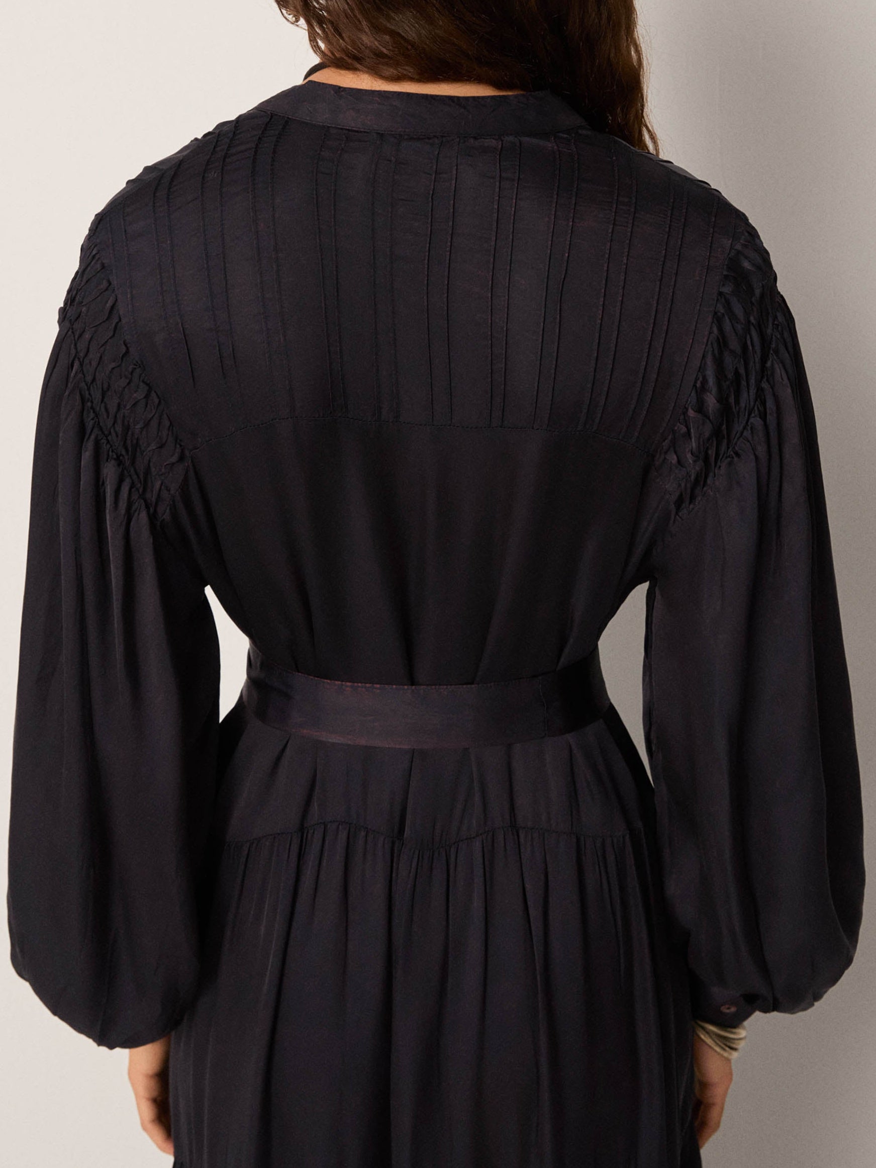 Nisha Dress