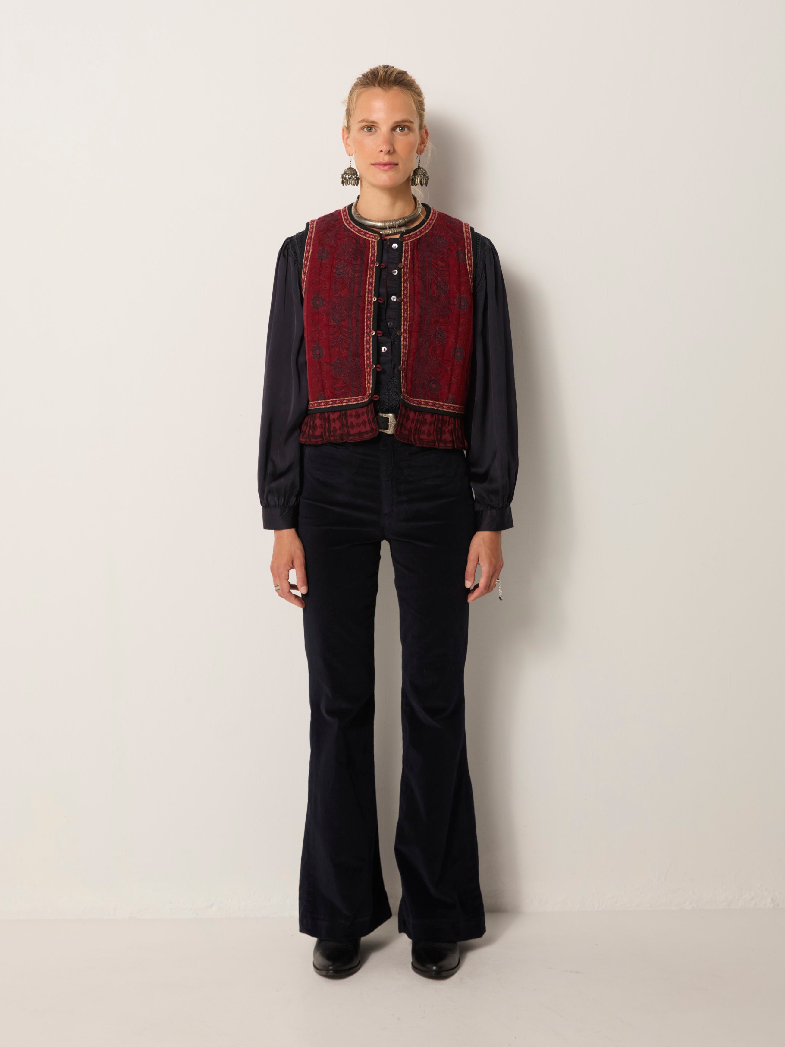 Casilda Vest