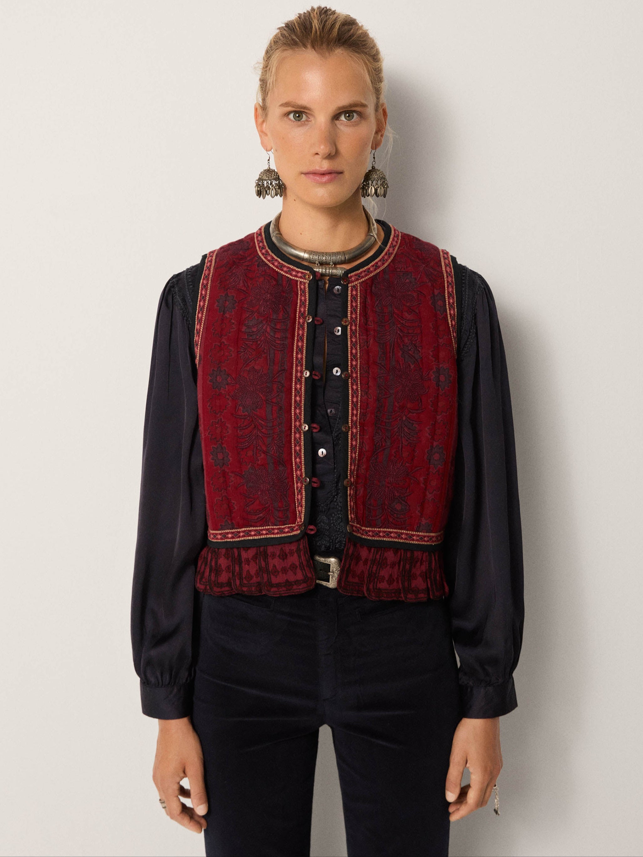 Casilda Vest – Maison Hotel