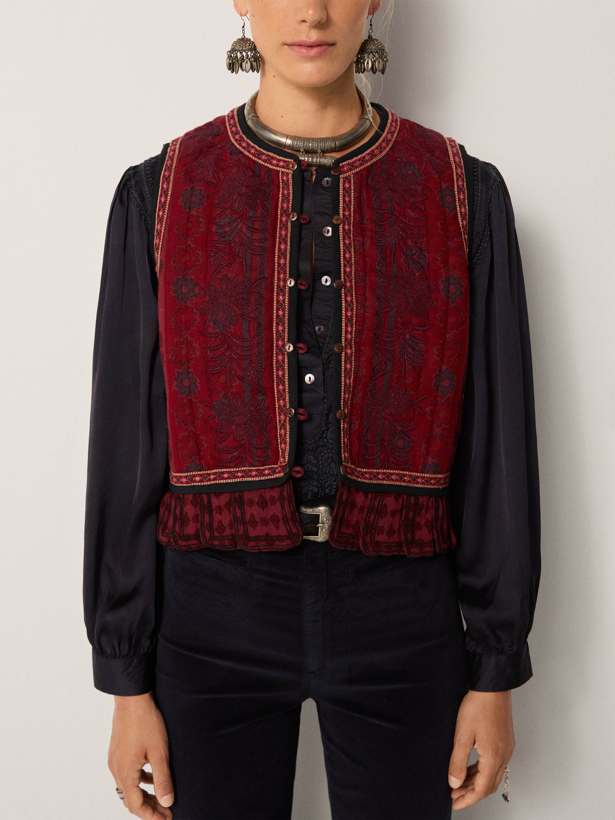 Casilda Vest – Maison Hotel