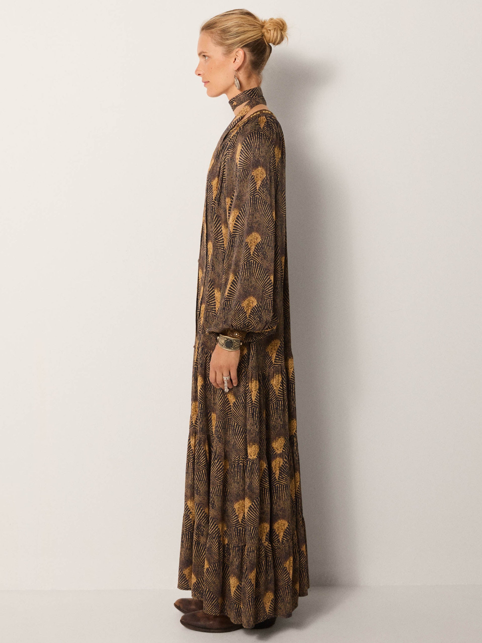 Anouk Dress