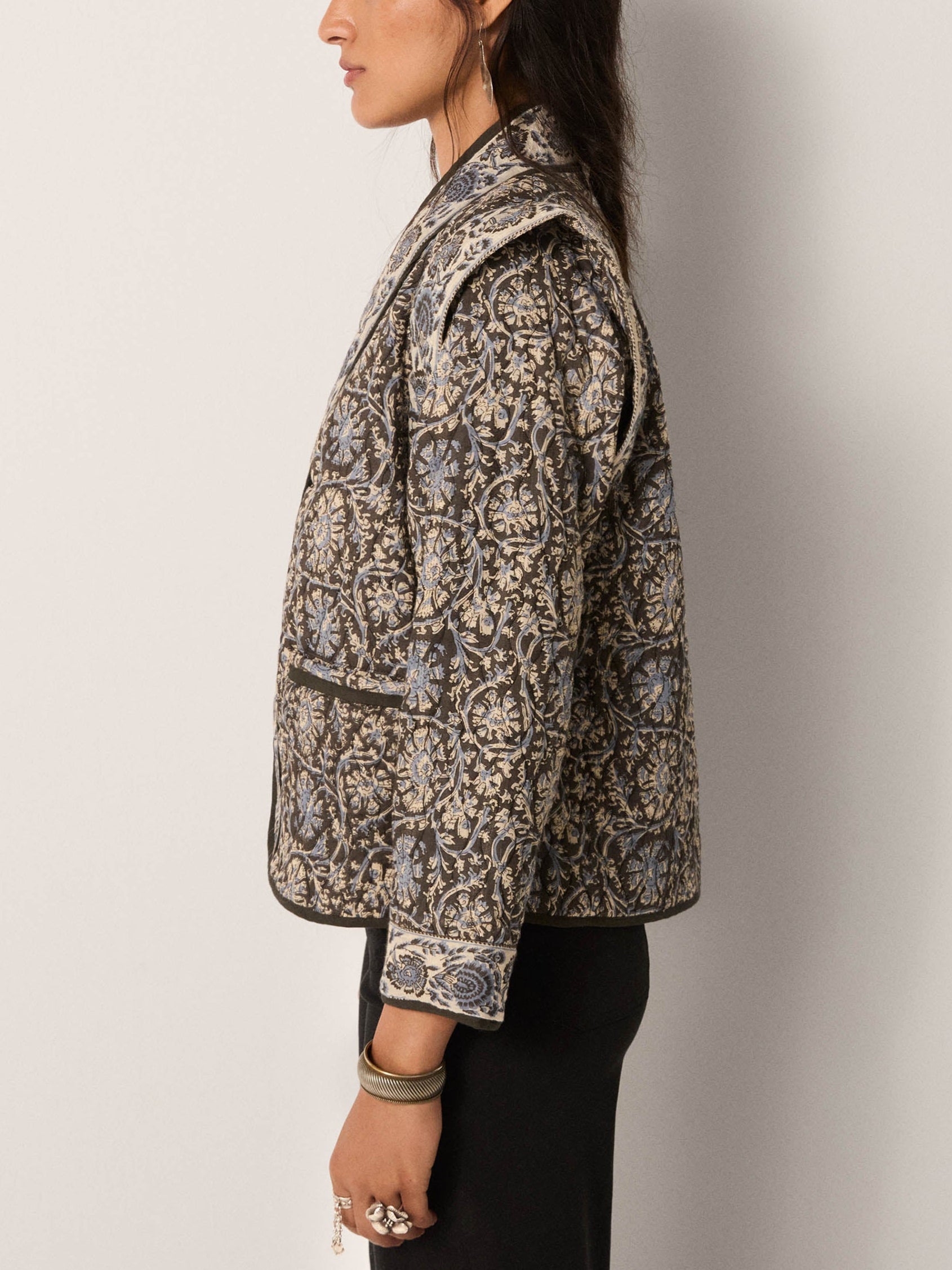 Sugata Jacket