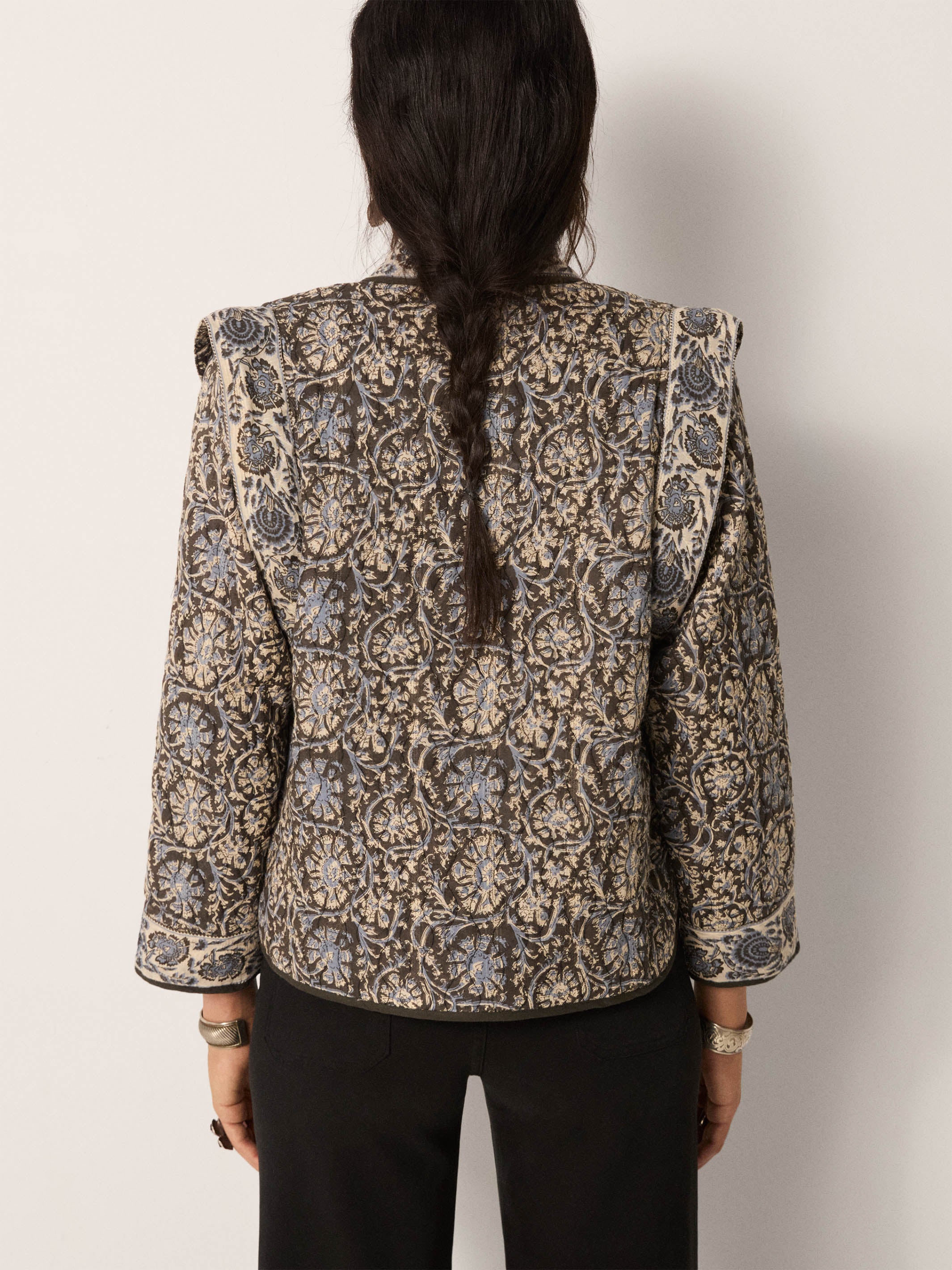 Sugata Jacket