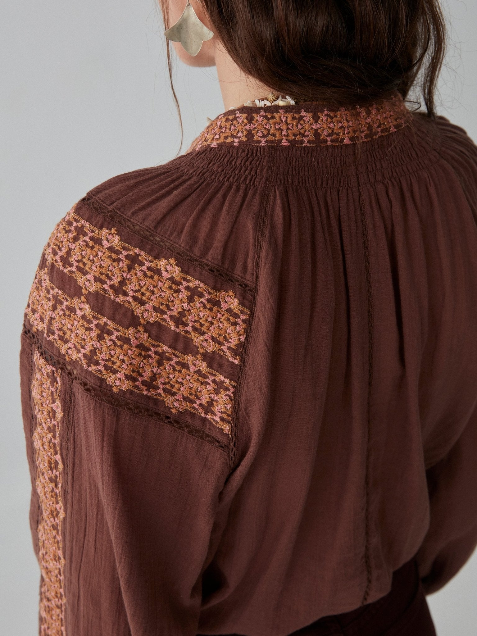Audrey Blouse - Yorkshire Cocoa - Maison Hotel