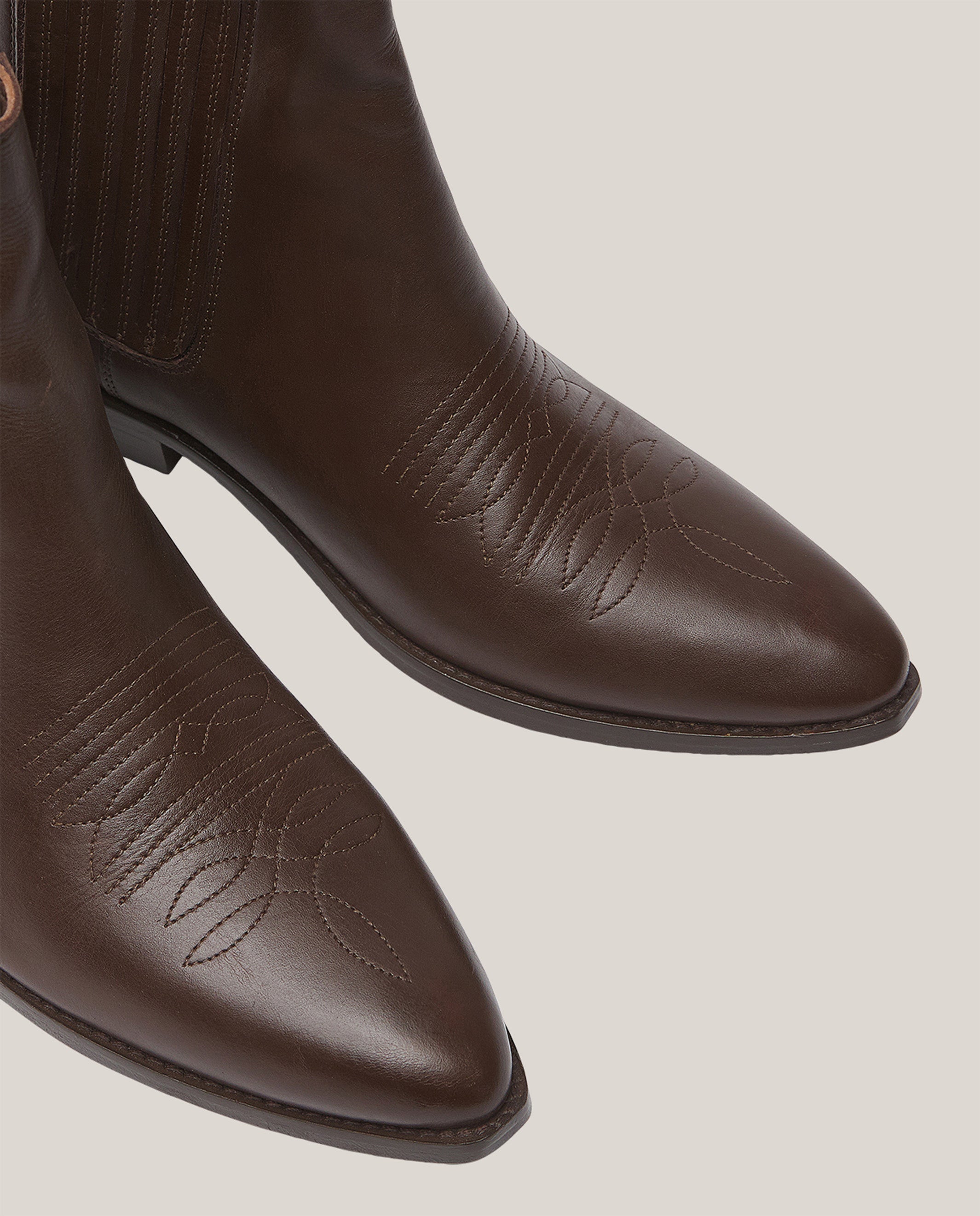 Bobby Boots