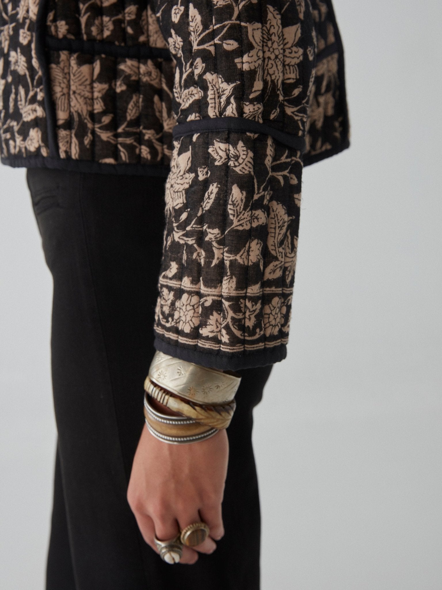 Dali Jacket - Ying Yang - Maison Hotel