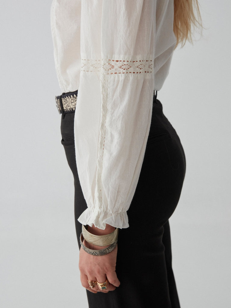 Emanuelle Blouse - Panna Cotta - Maison Hotel