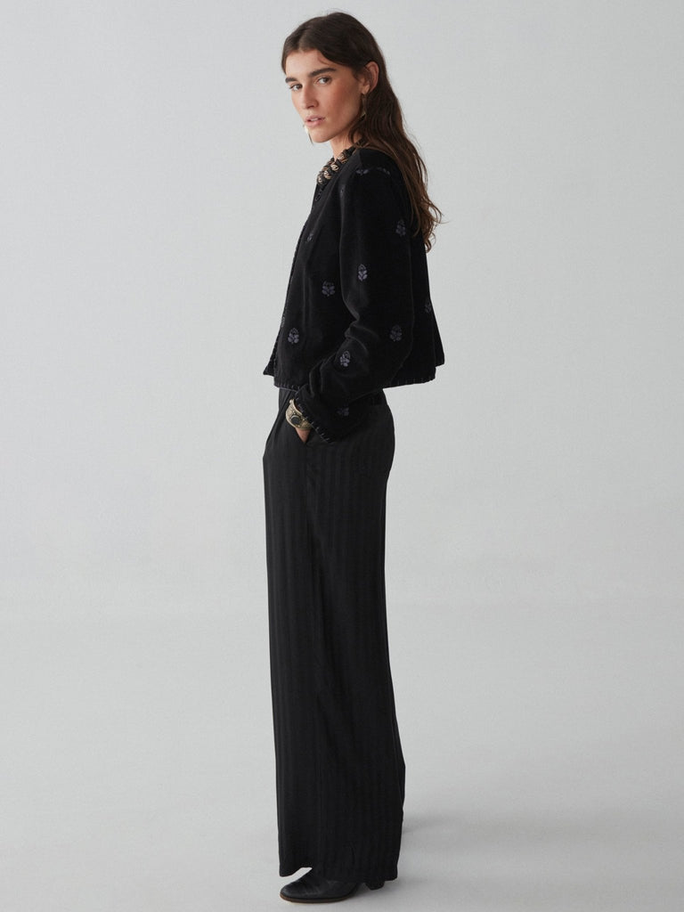 Eugenie Pant - Dark Room - Maison Hotel