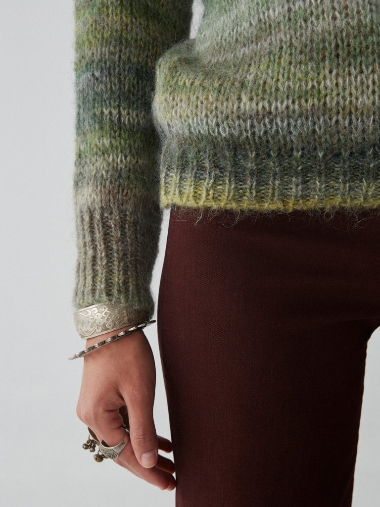 Finn Sweater - Musgo Celery - Maison Hotel
