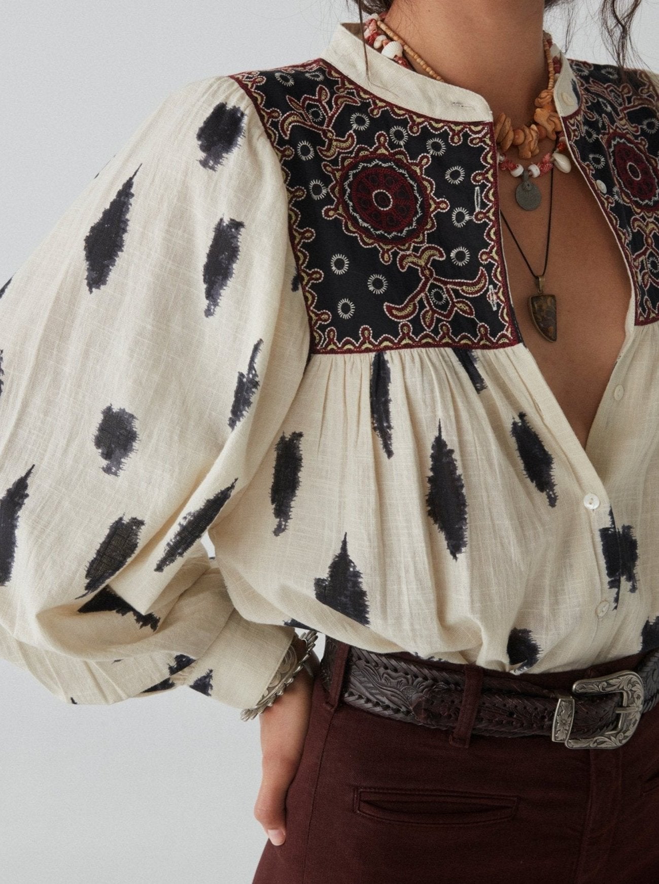 Macarena Blouse - Dust in the Wind - Maison Hotel