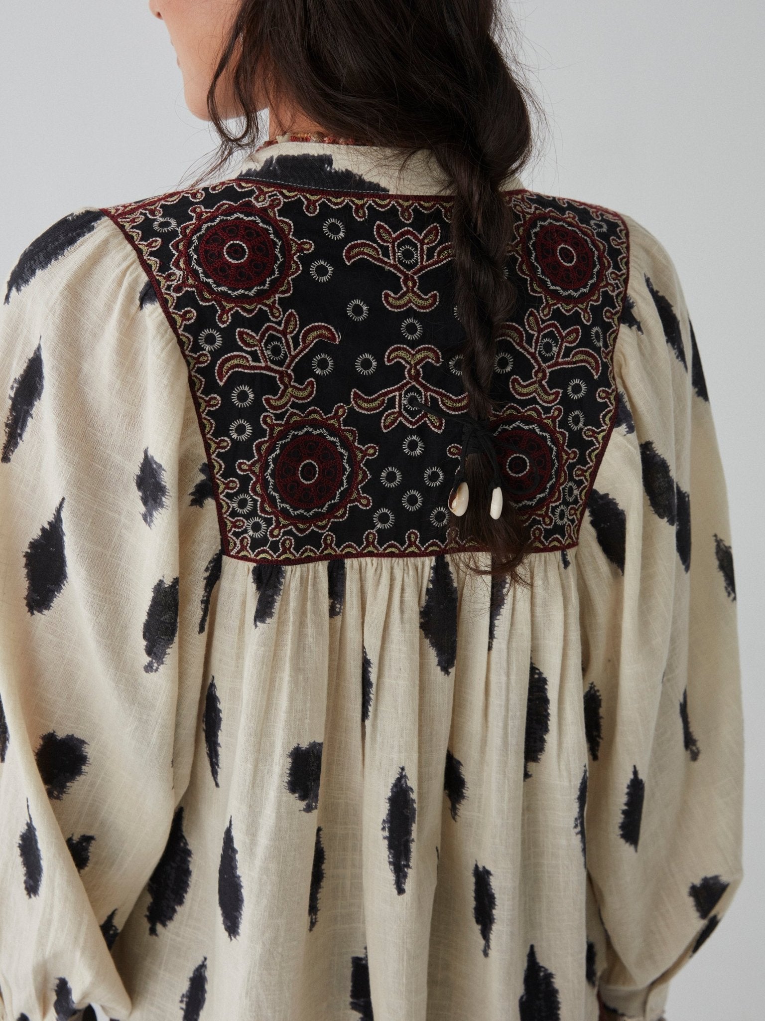 Macarena Blouse - Dust in the Wind - Maison Hotel