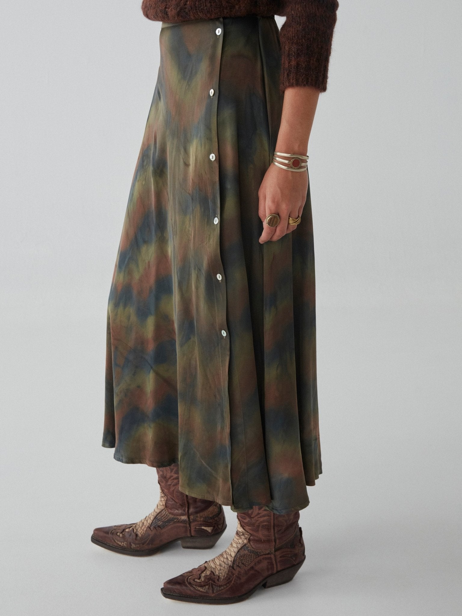 Magnis Skirt - Bright Sky - Maison Hotel