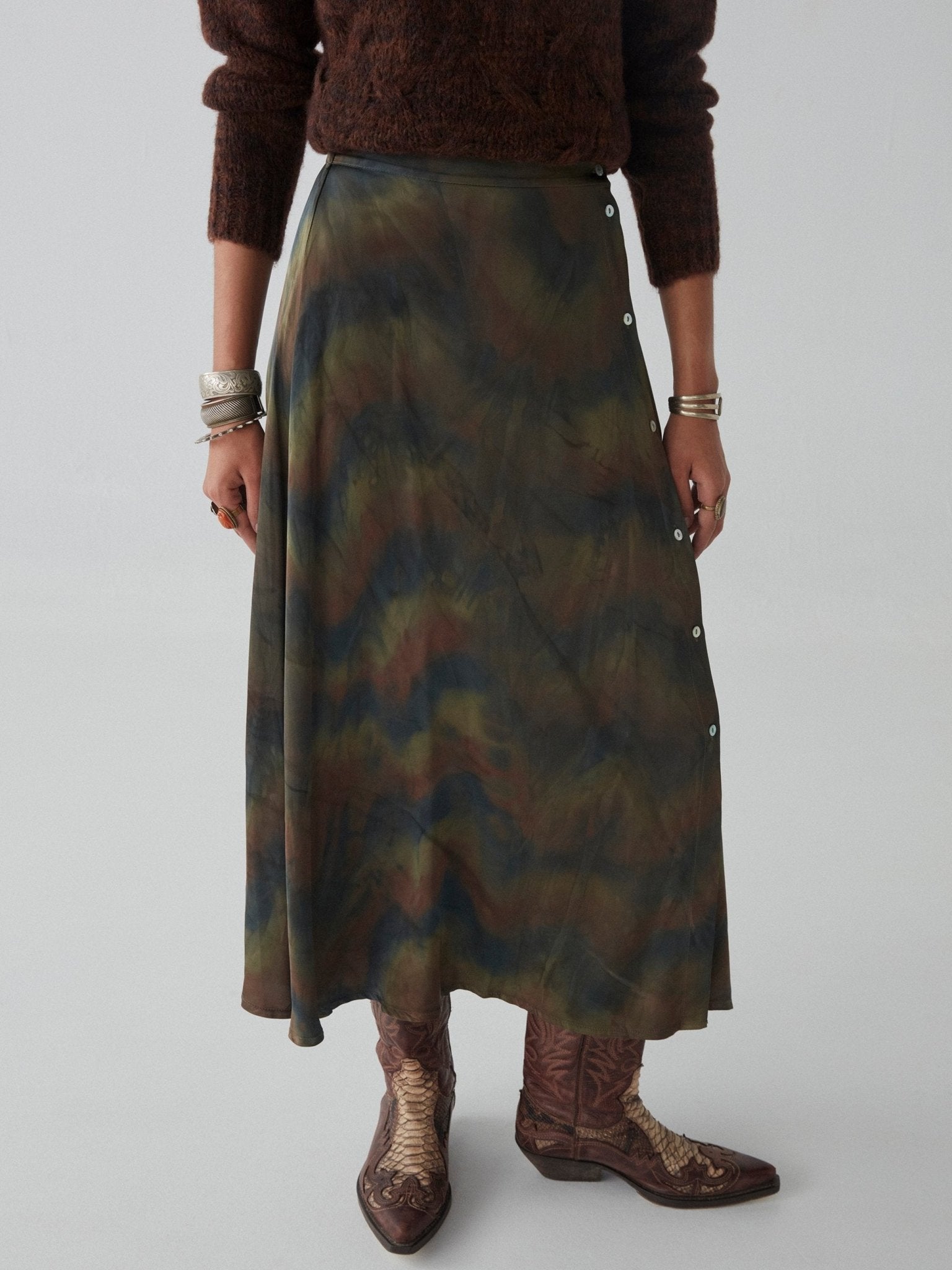 Magnis Skirt - Bright Sky - Maison Hotel