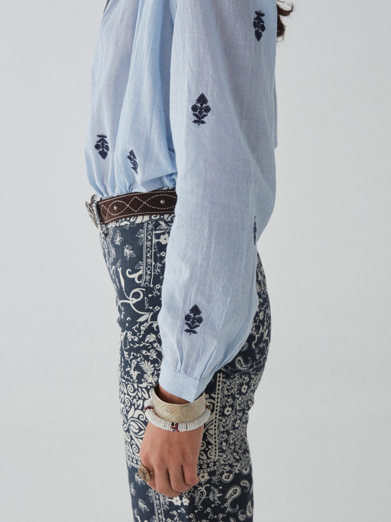 Marianne Blouse - Light Oxford - Maison Hotel