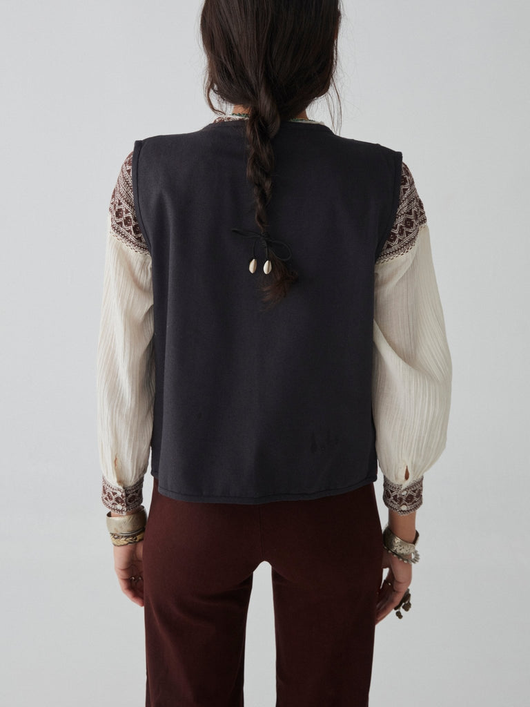 Payal Vest - Purshkar Grape - Maison Hotel