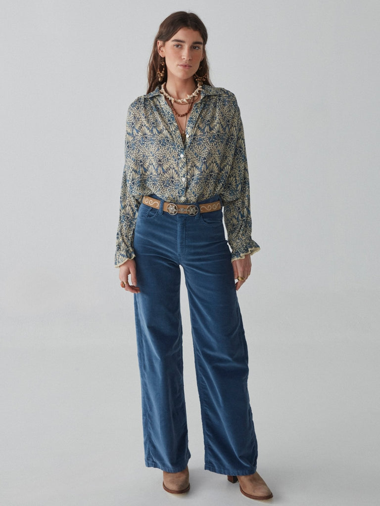 Phoenix Blouse - Lapis Lazuli - Maison Hotel