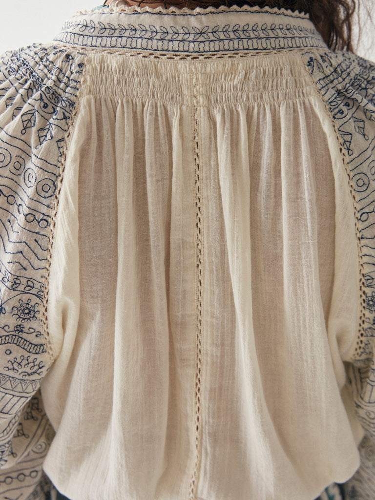 Sandrine Blouse - Tinos Sand - Maison Hotel