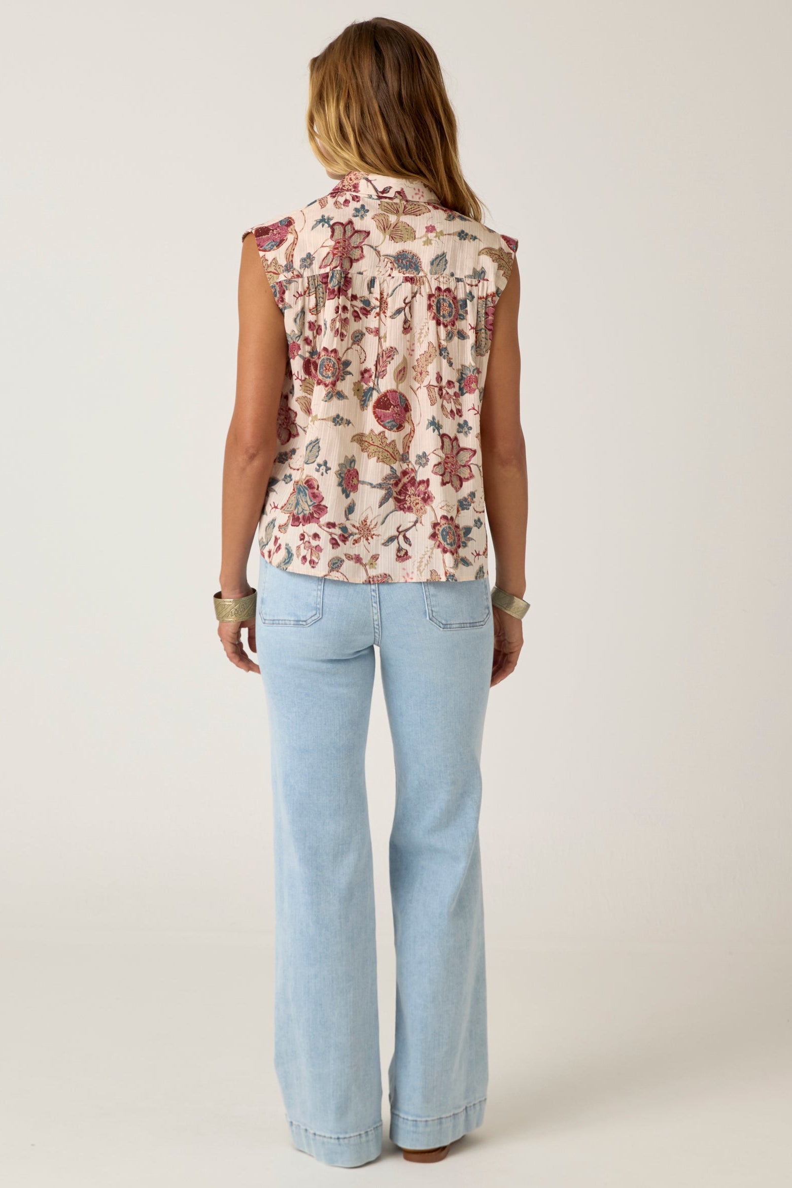 Bianca Sleeveless Shirt