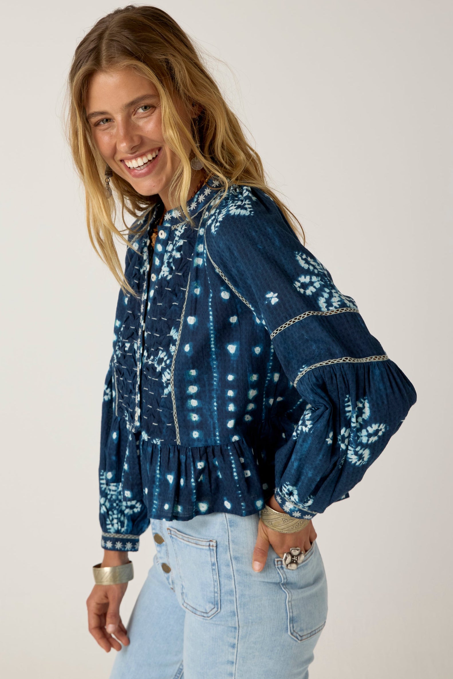 Sora Blouse