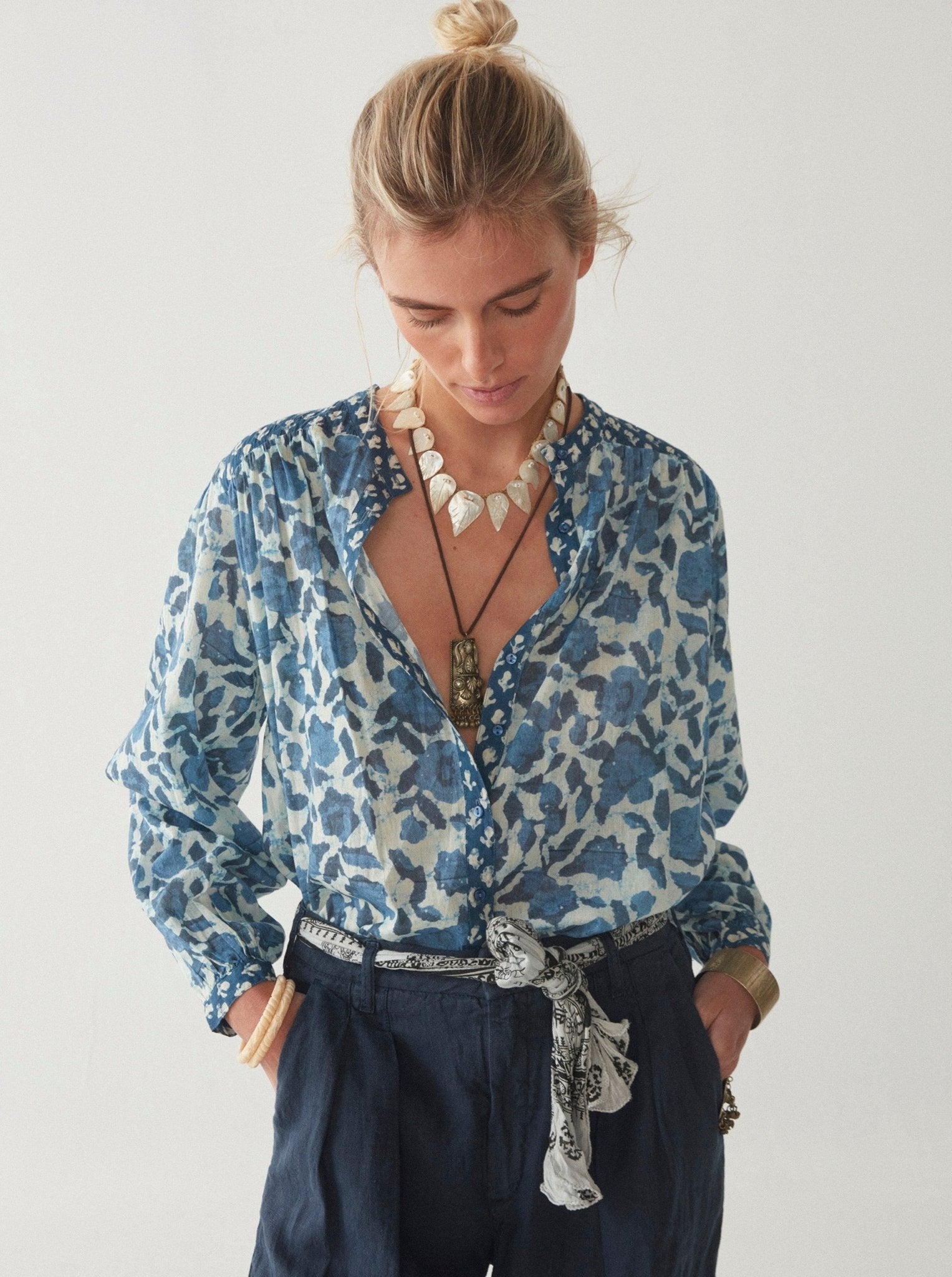 Beatrice Blouse - Blue Lagoon – Maison Hotel