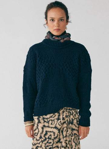 Chamonix Sweater - Cotton Floss Blue - Maison Hotel