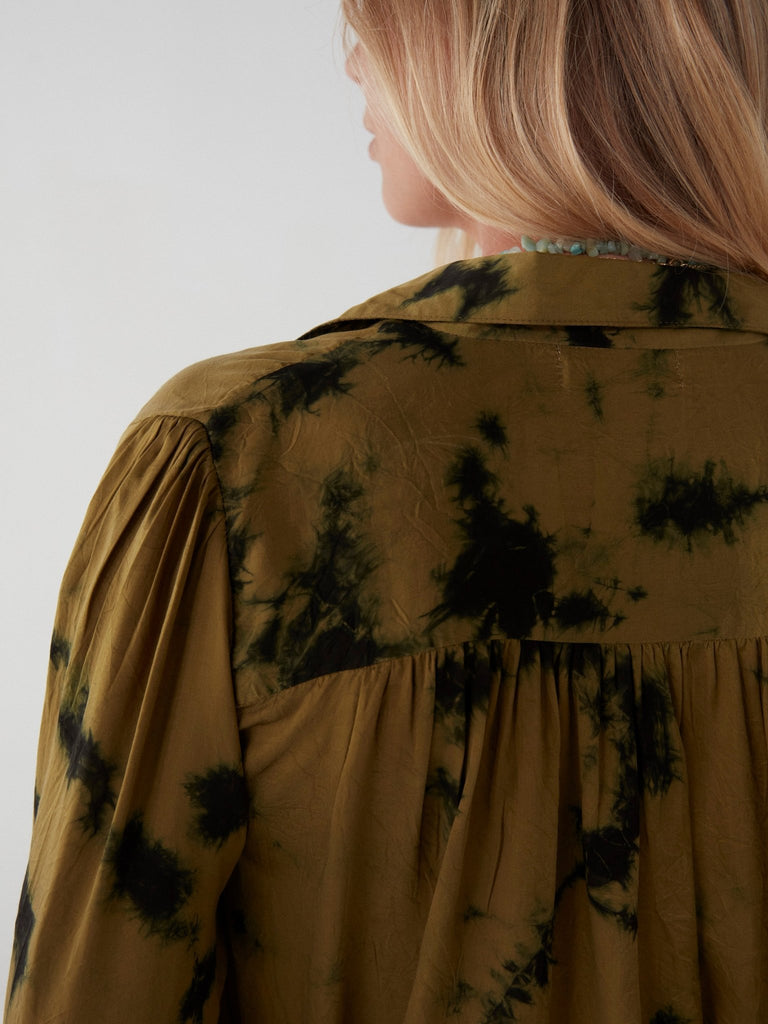 Luna Blouse - Mellow Dye Forest - Maison Hotel