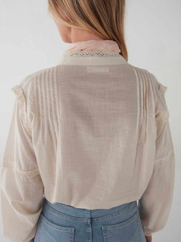 Thara Blouse - Romantic - Ecru - Maison Hotel