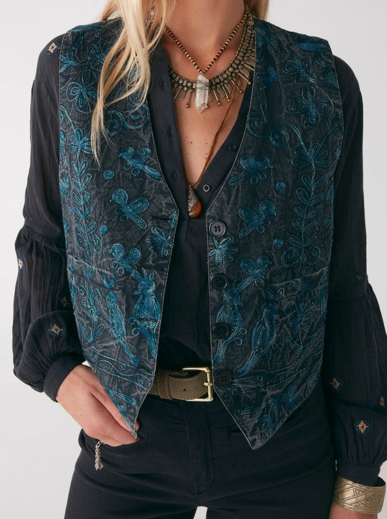 Tirso Vest - Bird Dusty Blue - Maison Hotel